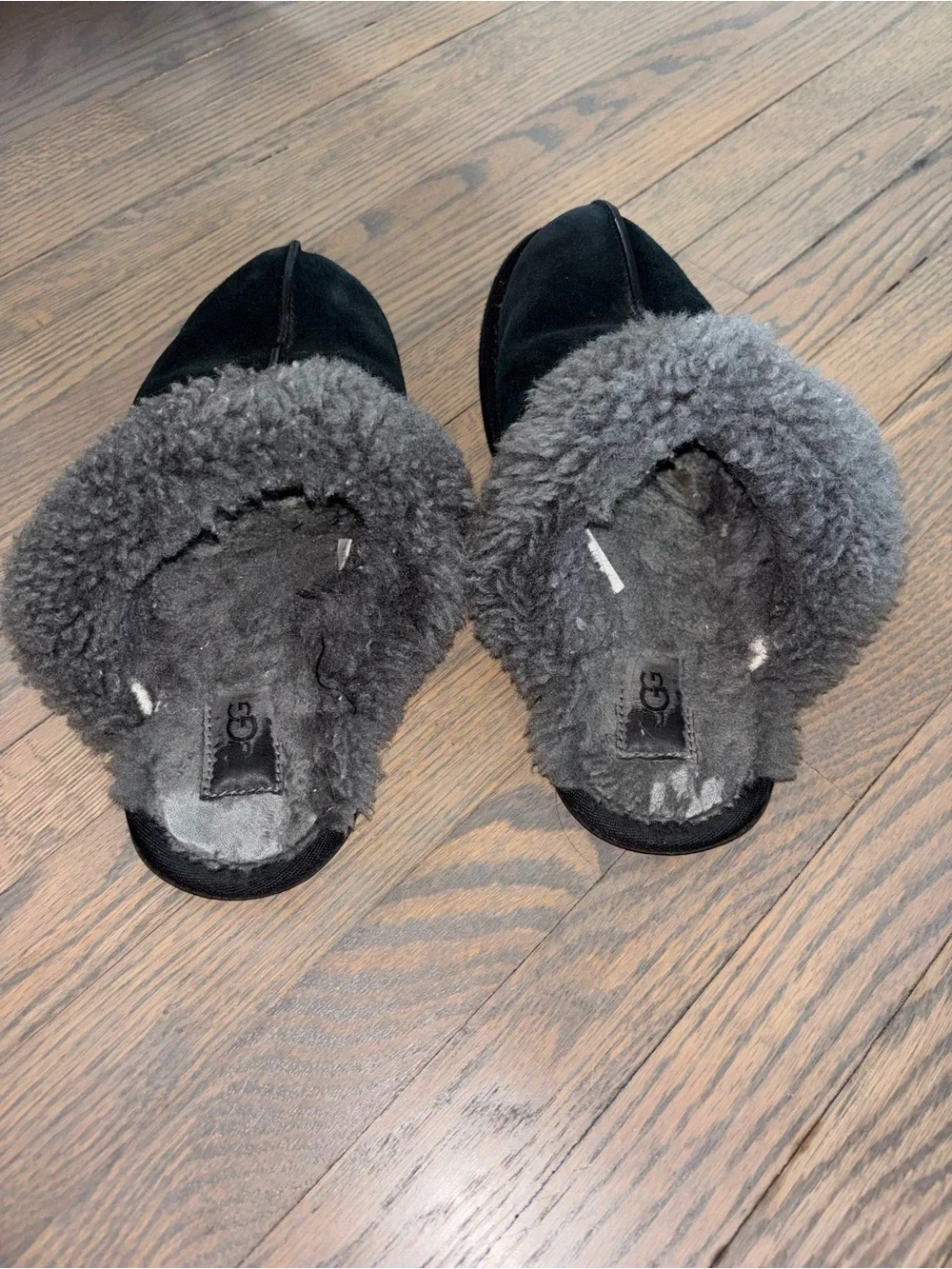 UGG Women's Black Scuffette II Slippers - Picture 6 of 8